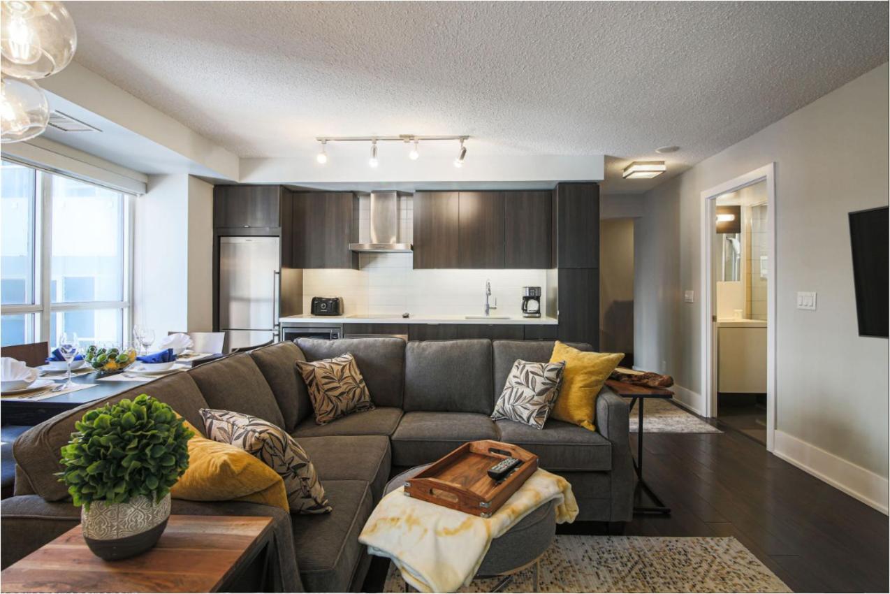 Loft - Entertainment & Financial District Apartment Торонто Стая снимка